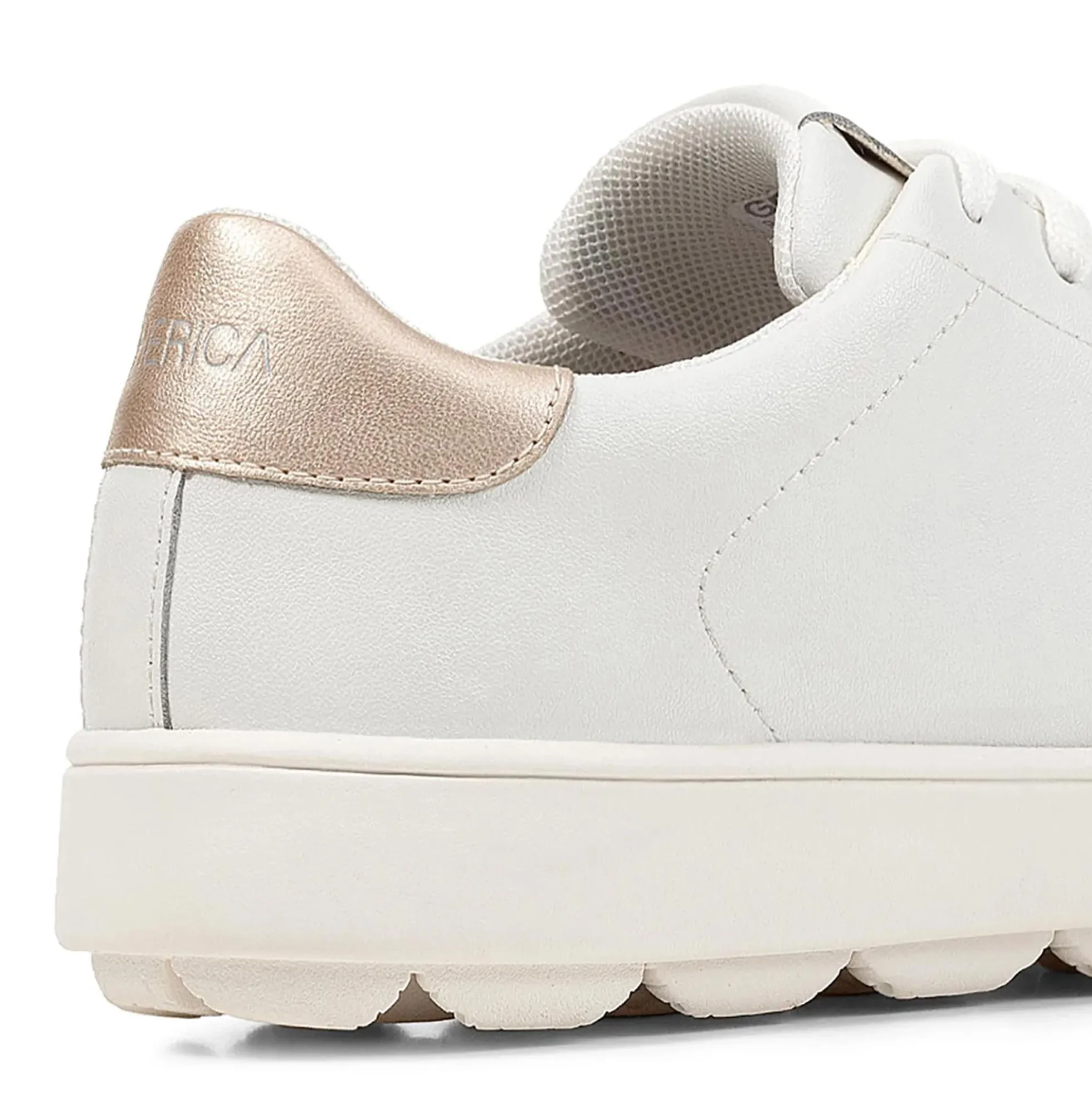 Sneakers GEOX "Spherica Ecub1" D65PJA bianca